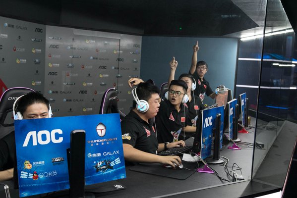 和出色的前 和出色的前