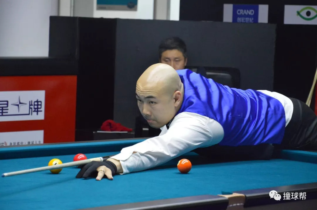 他具有出色 他具有出色