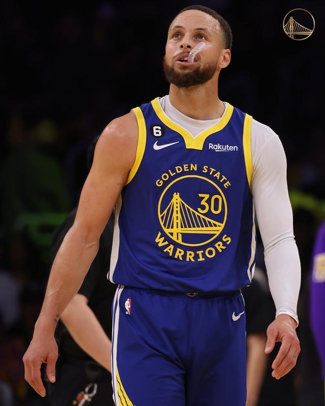 更是士气的 更是士气的