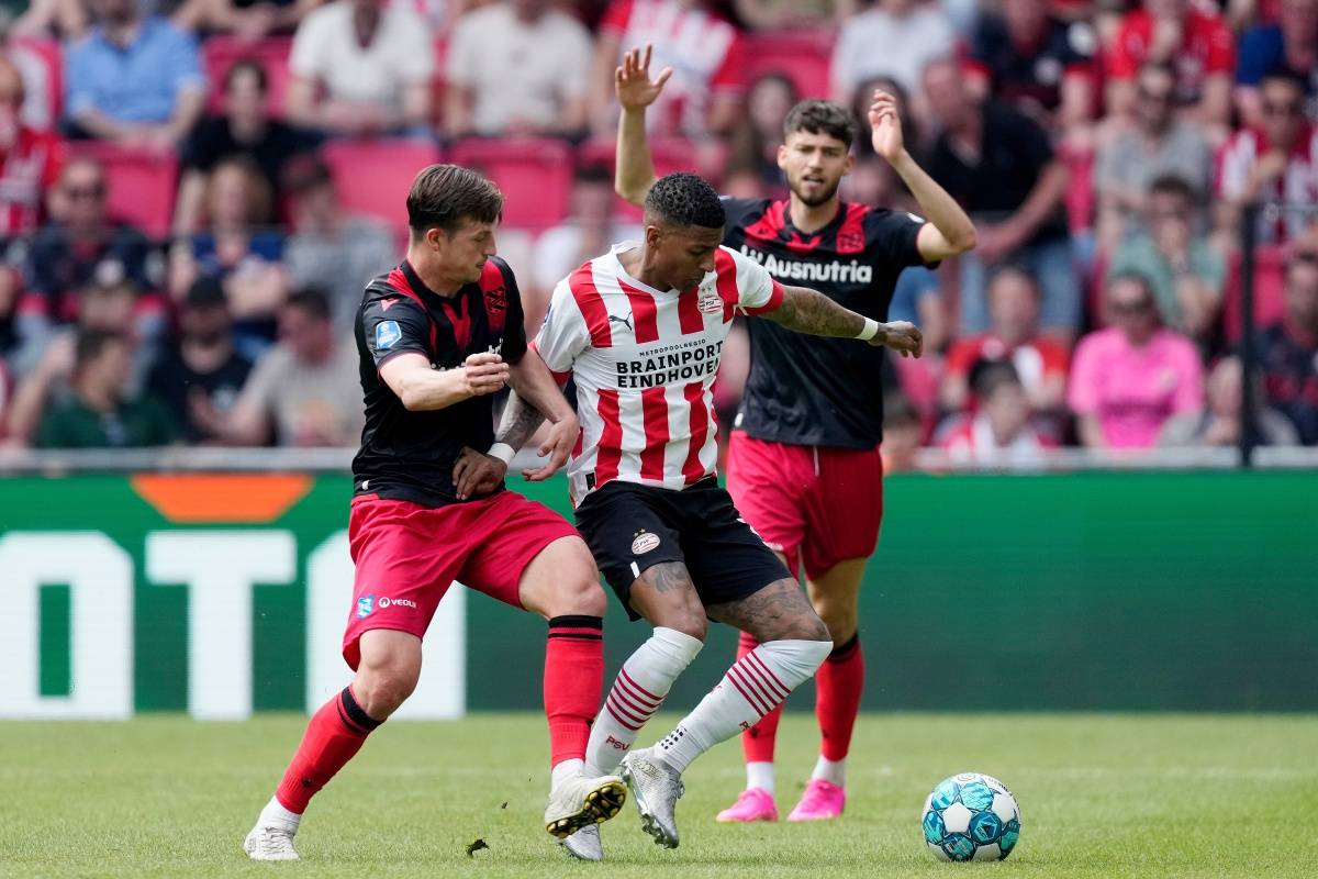 平竞争的背 平竞争的背