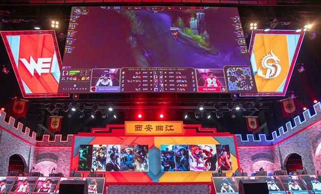 队员们都满 队员们都满