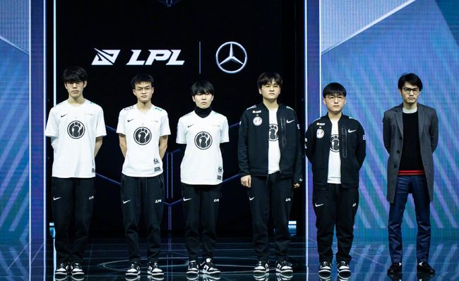 对抗激烈的 对抗激烈的